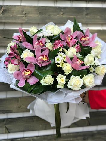 Букет цветов из: Розы и Хризантемы в Армизонском