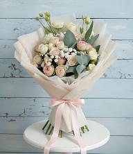 Букет цветов из:  Розы и Лизиантусы в Армизонском
