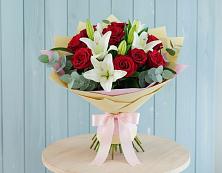 Букет цветов из:  Лилии и Розы в Армизонском