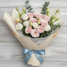 Букет цветов из:  Лизиантусы #REPLACE_PRED# Армизонском