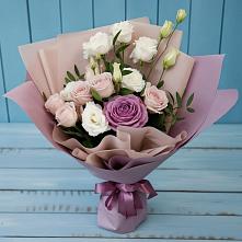 Букет цветов из:  Розы и Лизиантусы #REPLACE_PRED# Армизонском