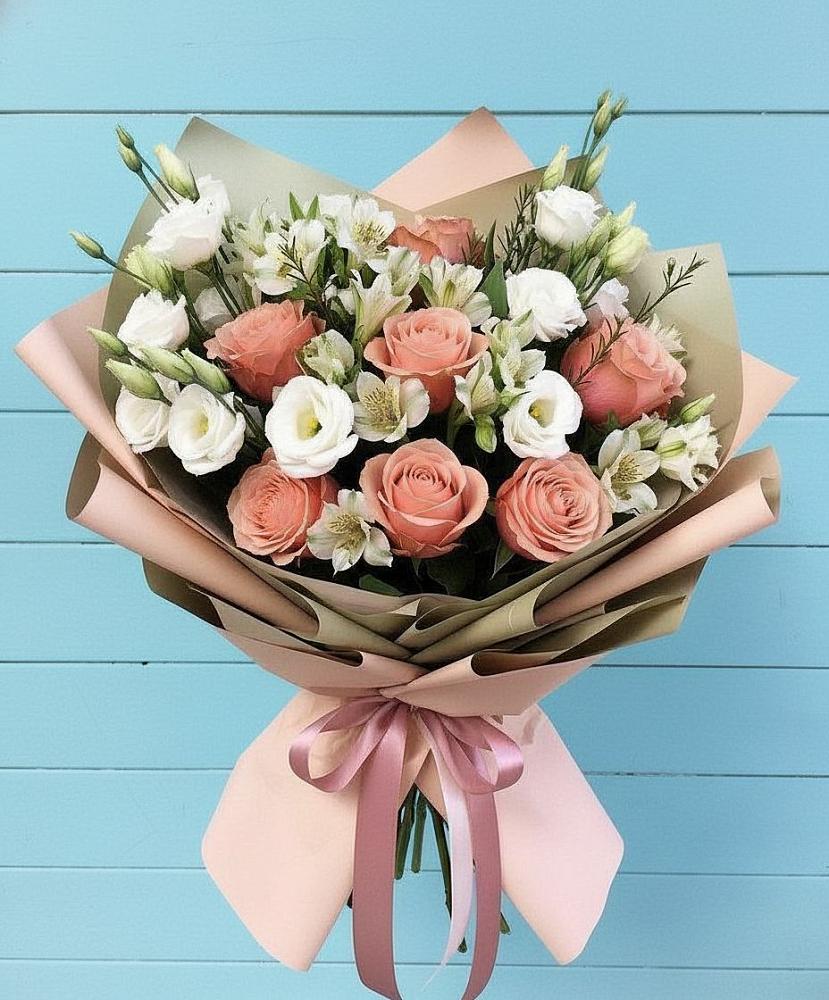 Букет цветов из: Розы, Альстромерии и Лизиантусы в Армизонском