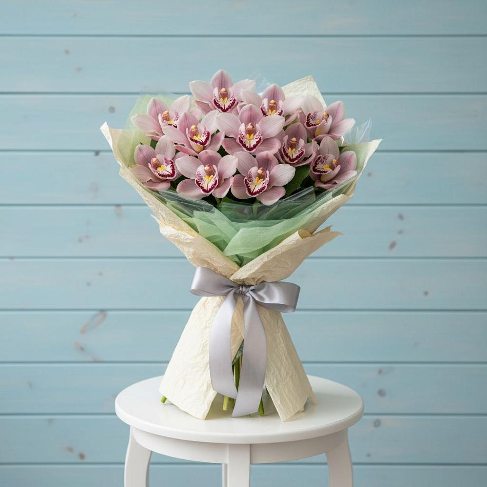 Букет цветов из: Орхидеи и Розы в Армизонском