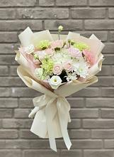 Букет цветов из:  Гвоздики, Розы, Лизиантусы и Хризантемы в Армизонском