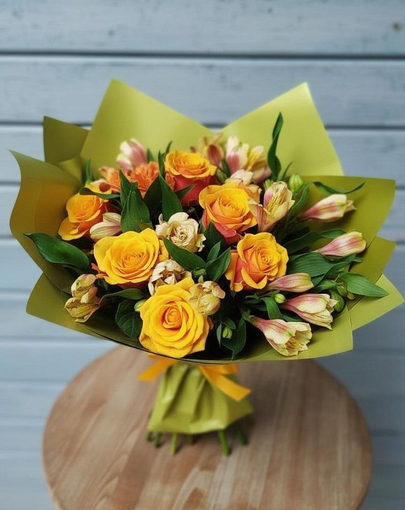 Букет цветов из: Альстромерии и Розы в Армизонском