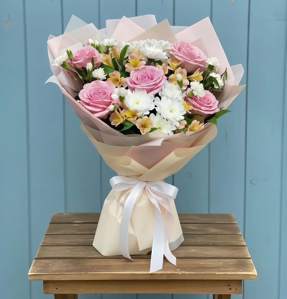 Букет цветов из: Гвоздики, Орхидеи и Розы в Армизонском