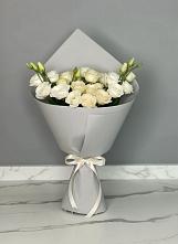 Букет цветов из:  Розы и Лизиантусы в Армизонском